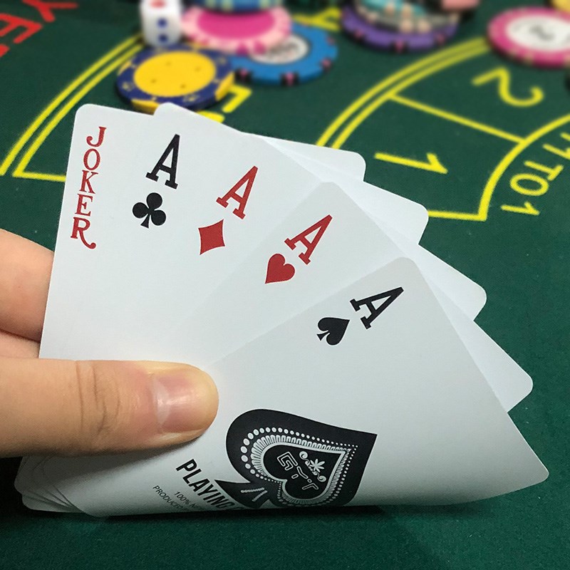 2 stücke Poker Karten Kunststo – Board Game Viral Bewertung und Preis